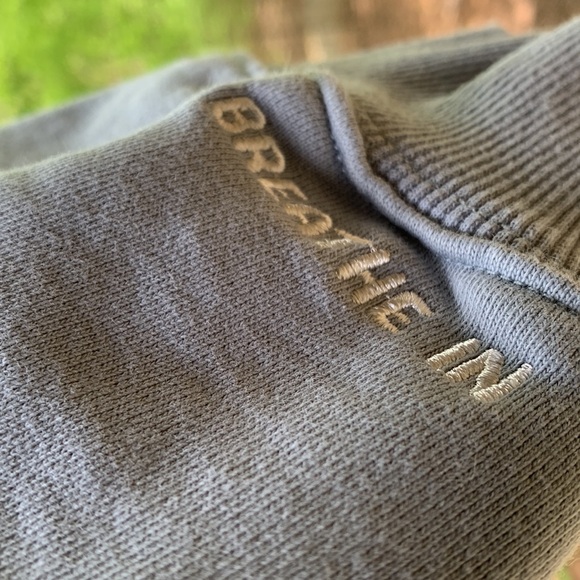 SEE THE WAY I SEE OVERTHINKER SWEATSHIRT Sz L - Picture 4 of 9